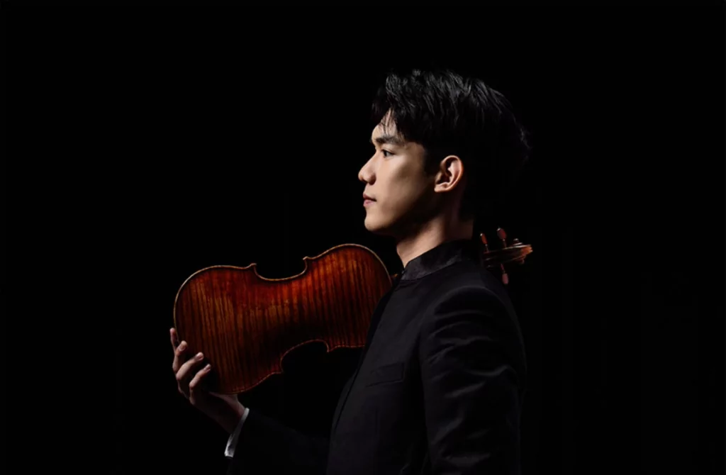 Lin plays Tchaikovsky’s Violin Concerto
